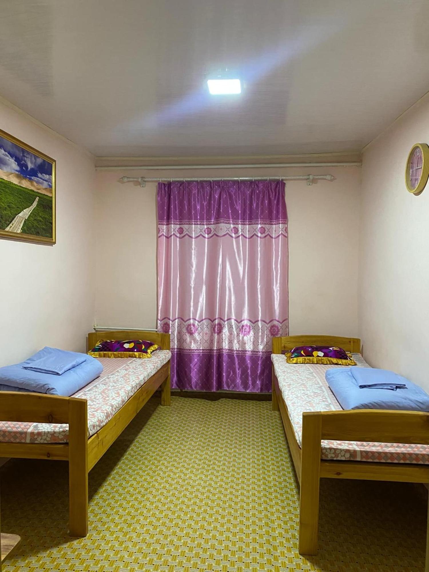 Gaya'S Guest House Harhorin Exterior photo